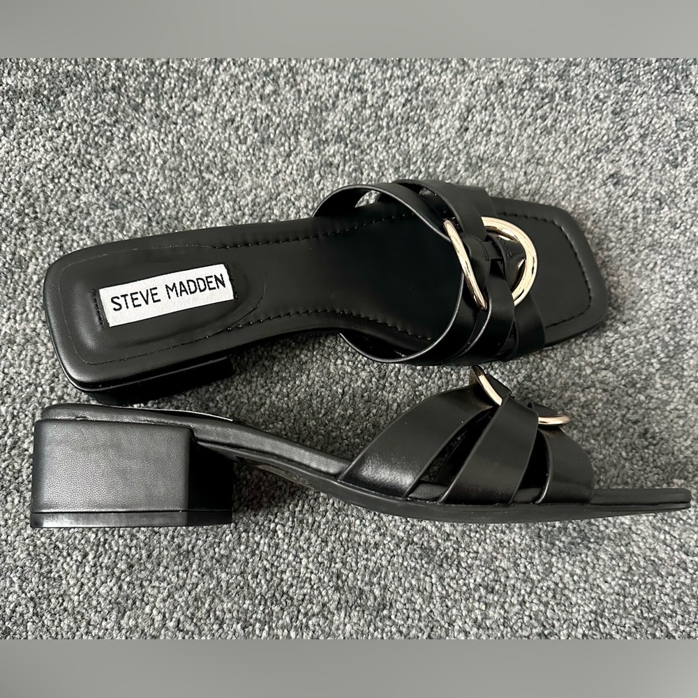 Steve Madden Black Amona Sandals